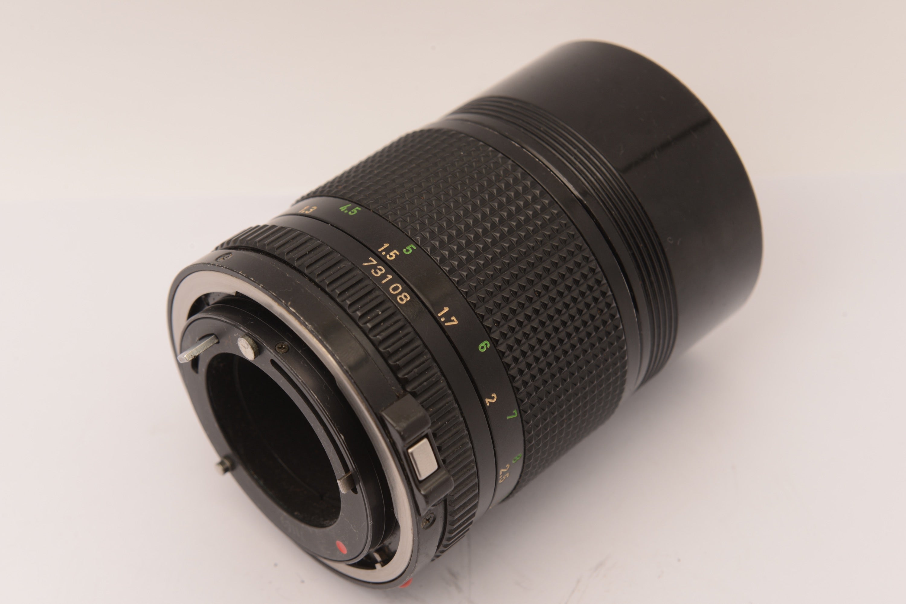 Canon FD 135mm f/3.5 Lens – Good – product image 5