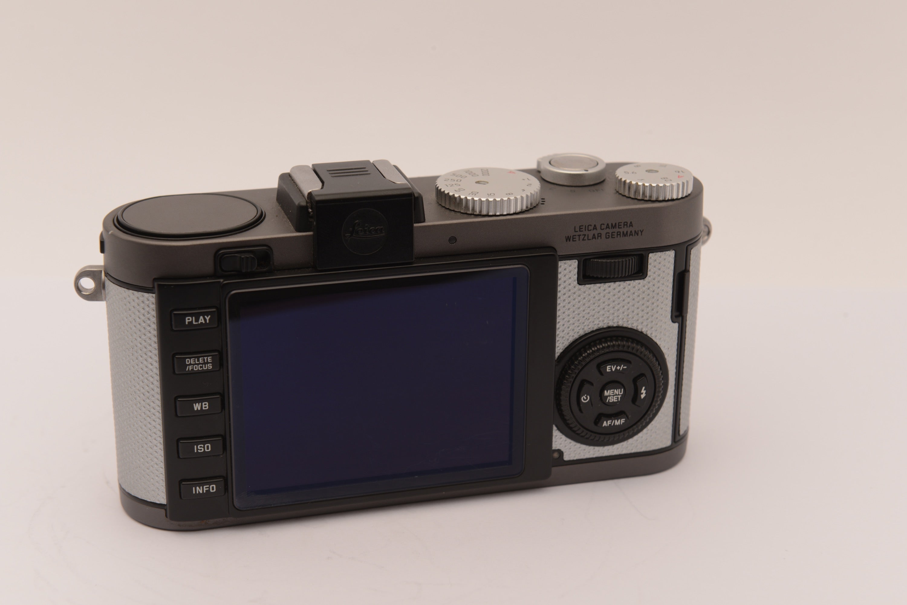 Leica X-E Typ 102 Digital Camera – Excellent – product image 4