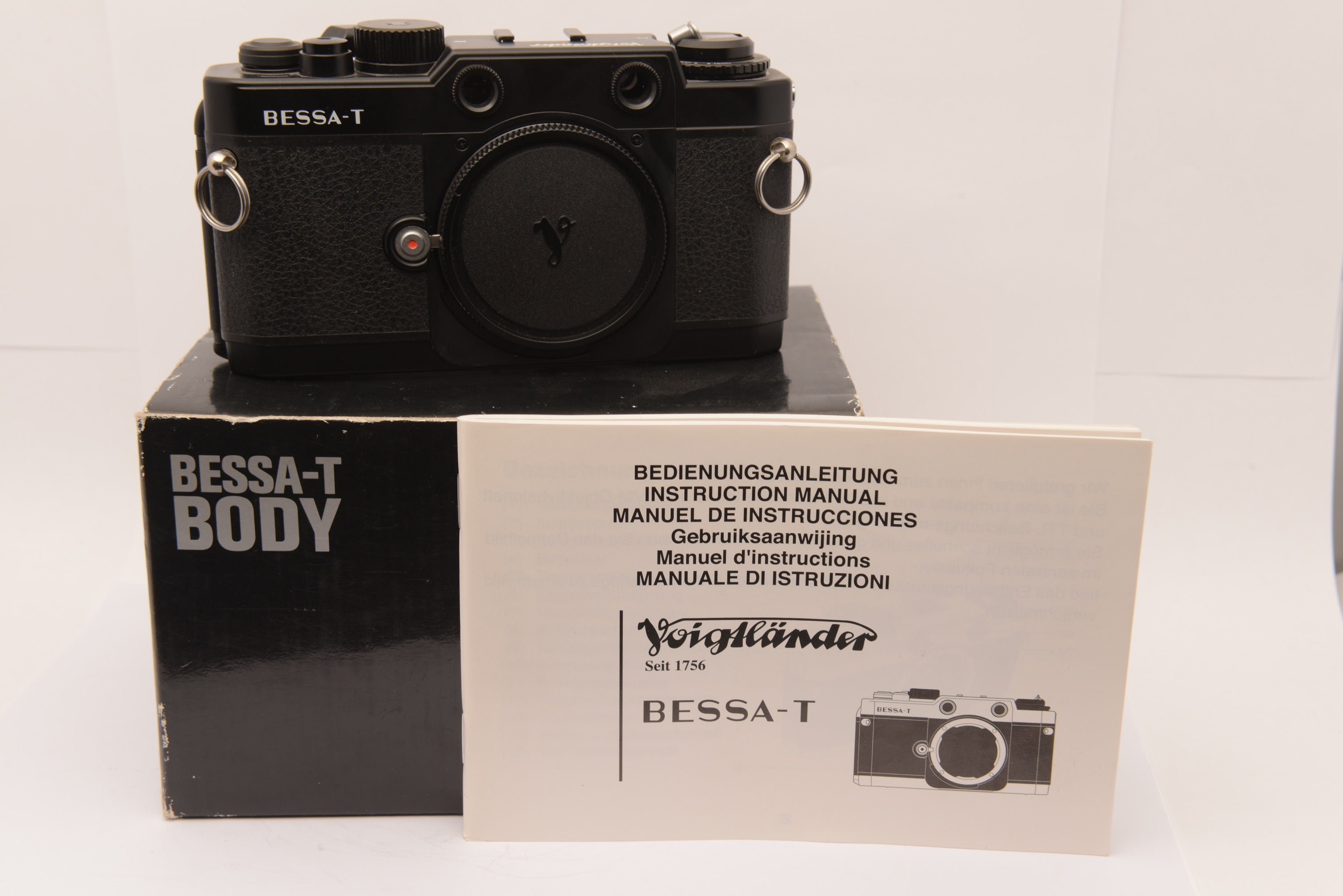 Voigtländer Bessa T 35mm Rangefinder Camera – Excellent – product image 5
