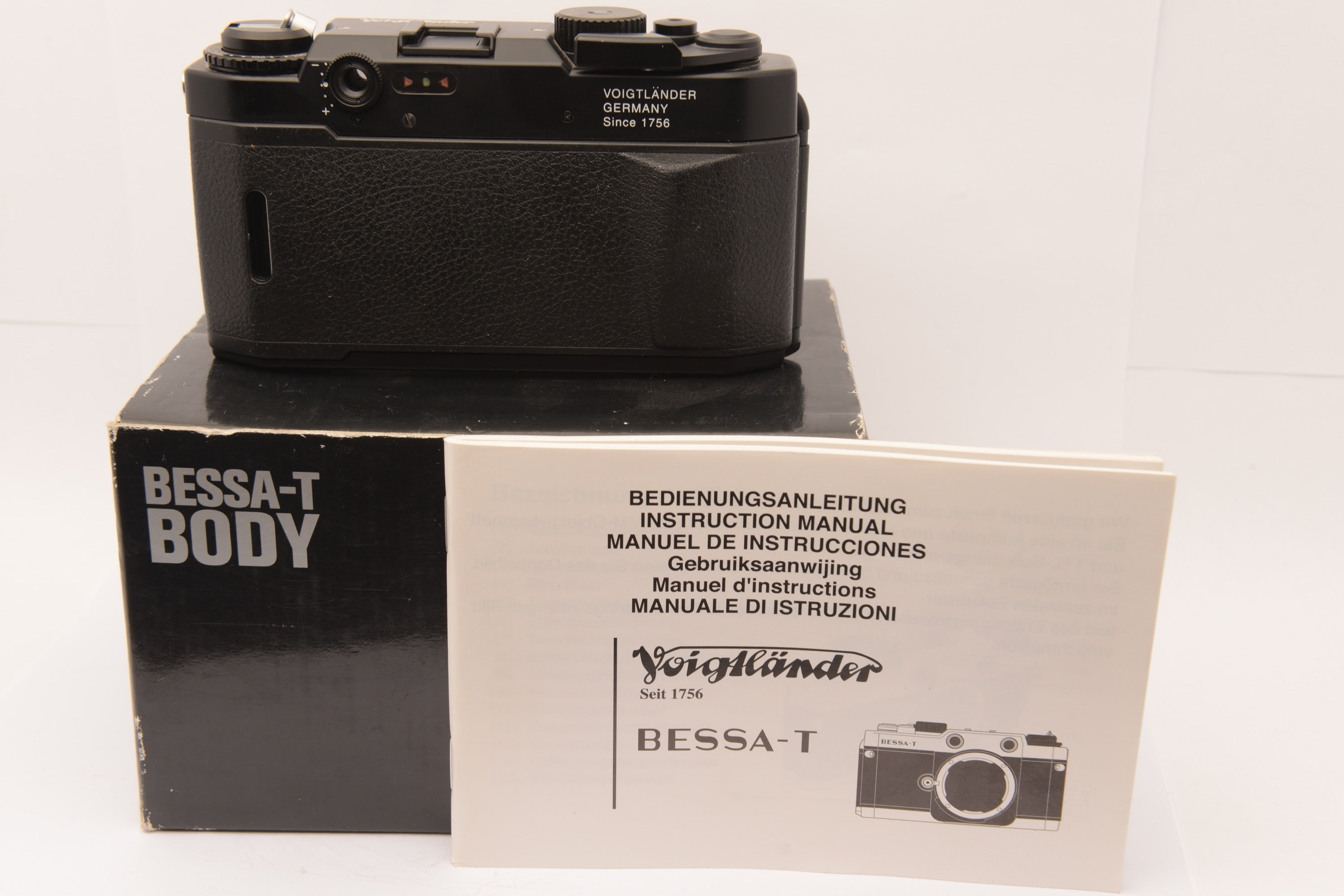 Voigtländer Bessa T 35mm Rangefinder Camera – Excellent – product image 6