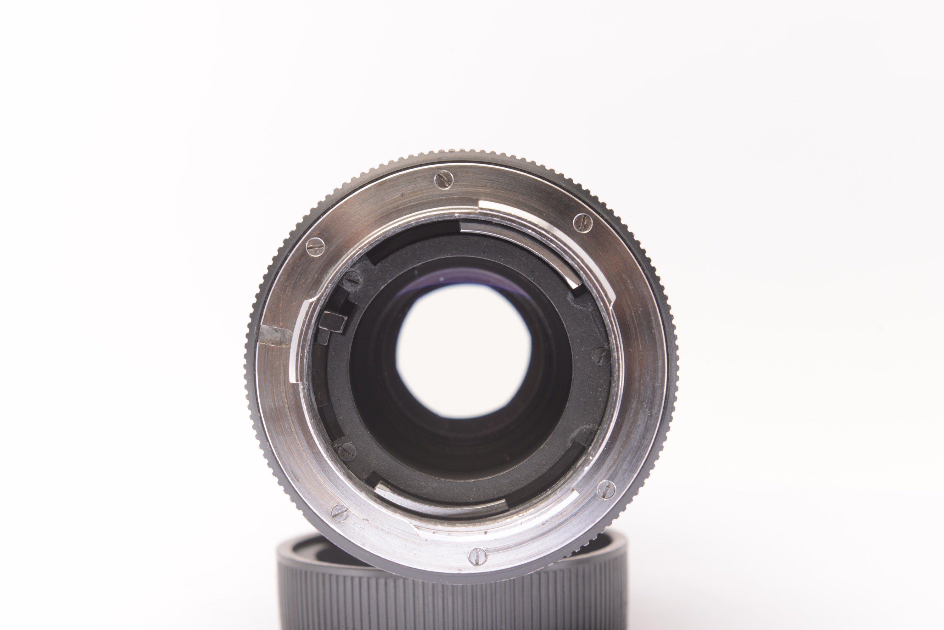 Leica Tele-Elmar 135mm f/4 V3 Lens – Very Good – product image 4