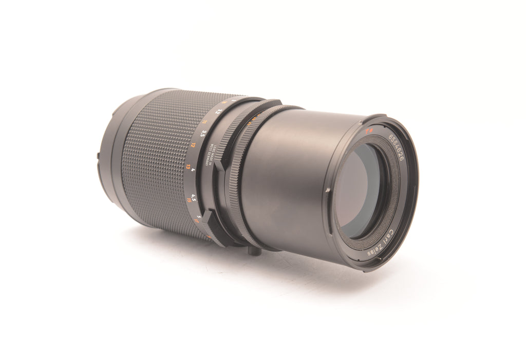 Hasselblad CF 250mm f/5.6 Sonnar T* Lens – front side view