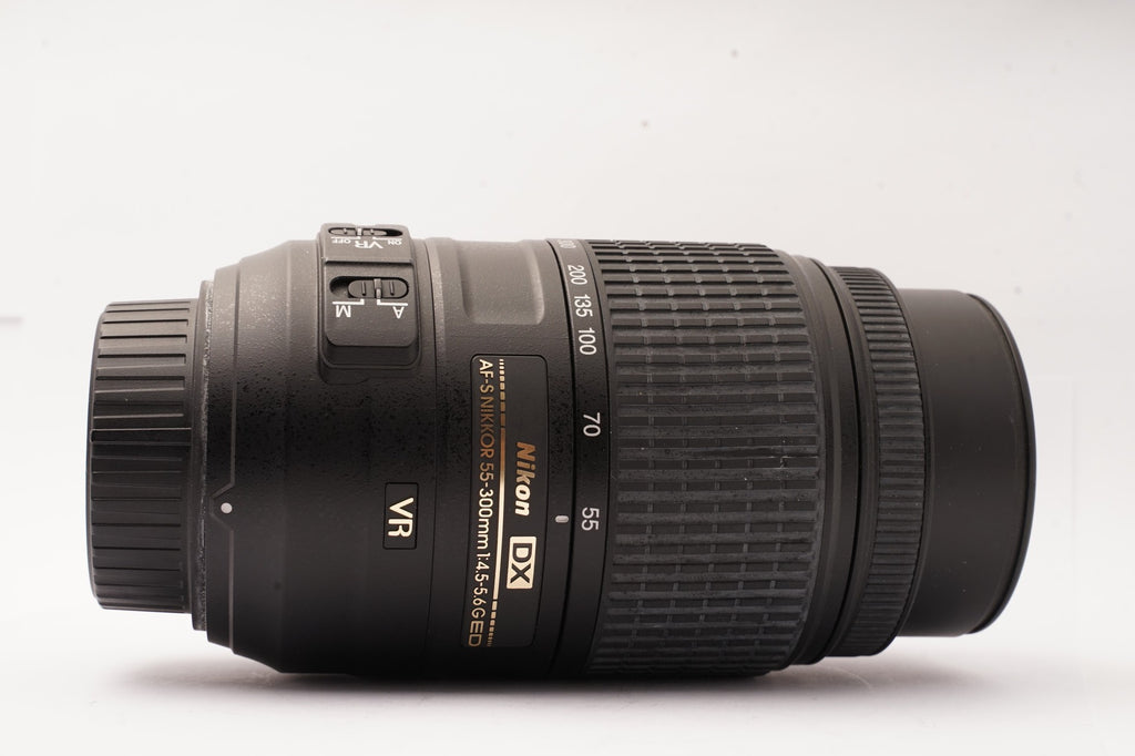 Nikon AF-S DX 55-300mm f/4.5-5.6G ED VR Lens