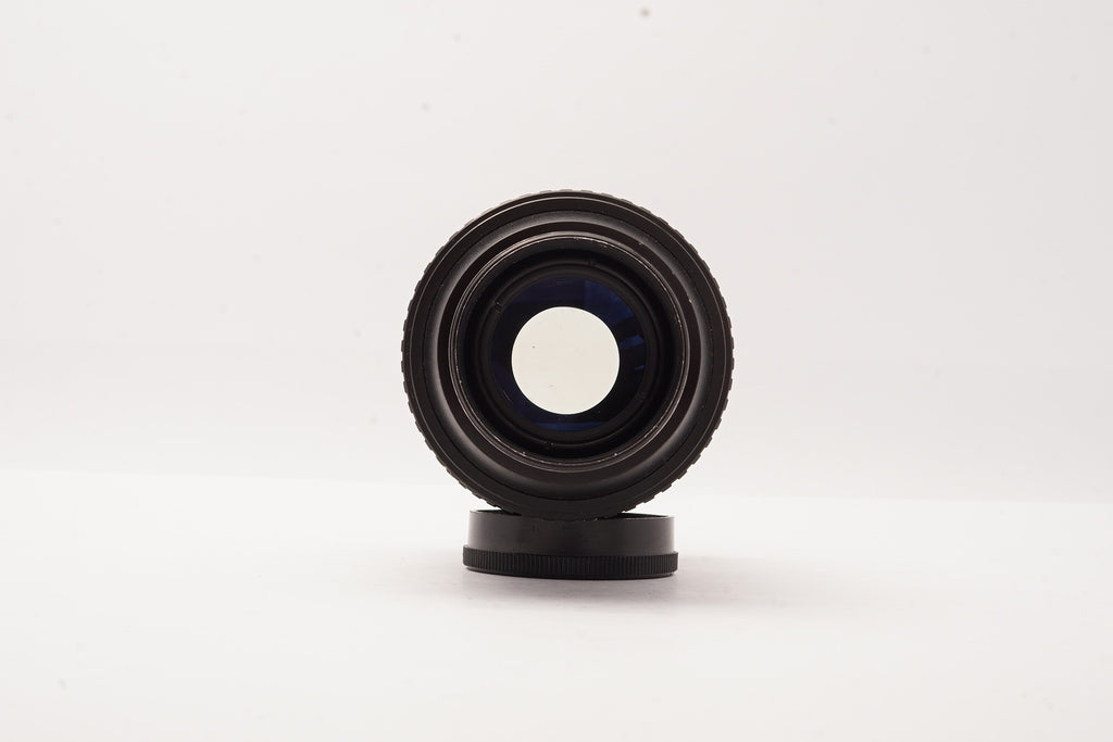 Meyer-Optik Görlitz Orestegor 200mm f/4 M42 Lens