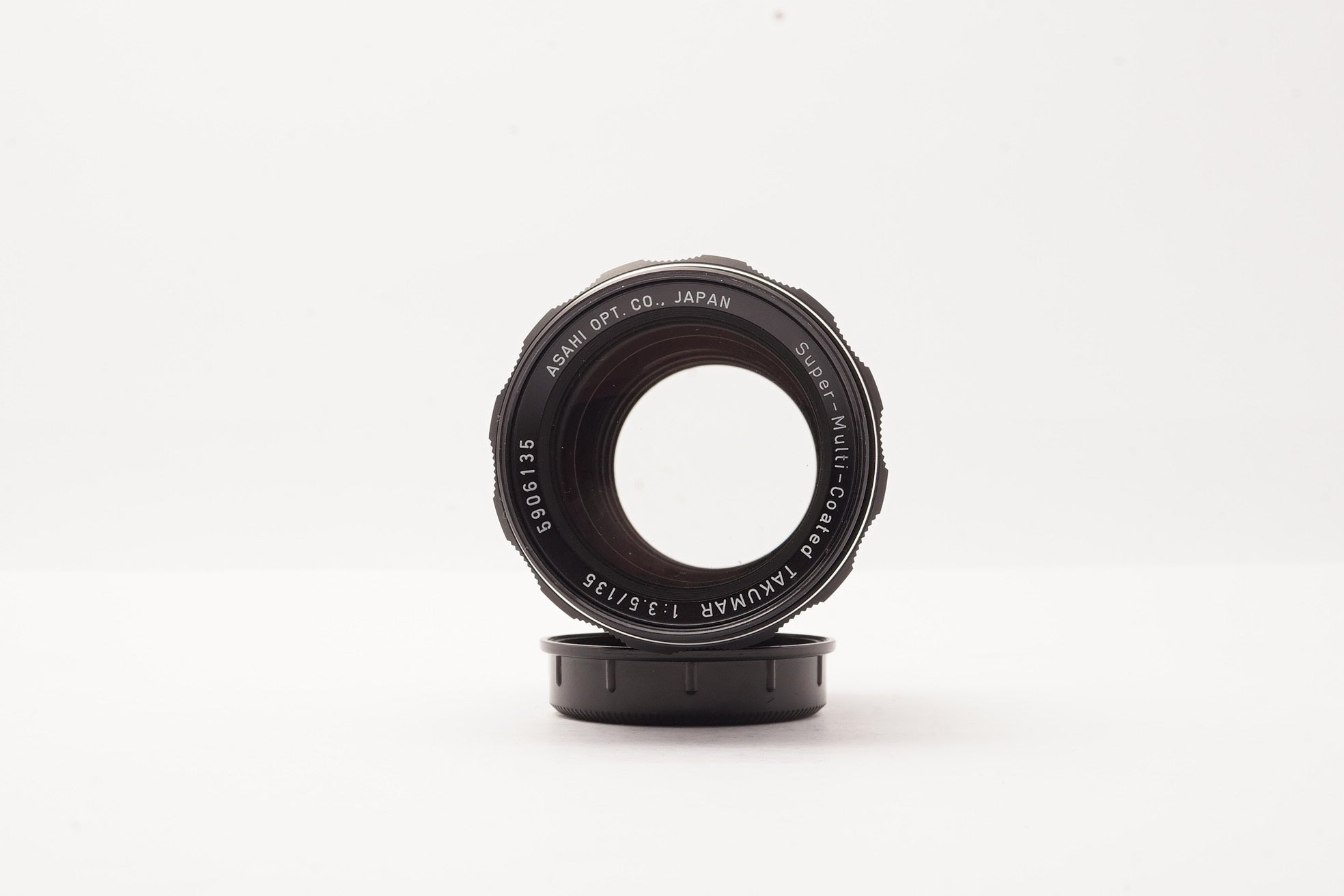 Asahi Pentax Super-Takumar 135mm f/3.5 M42 Lens – view 3