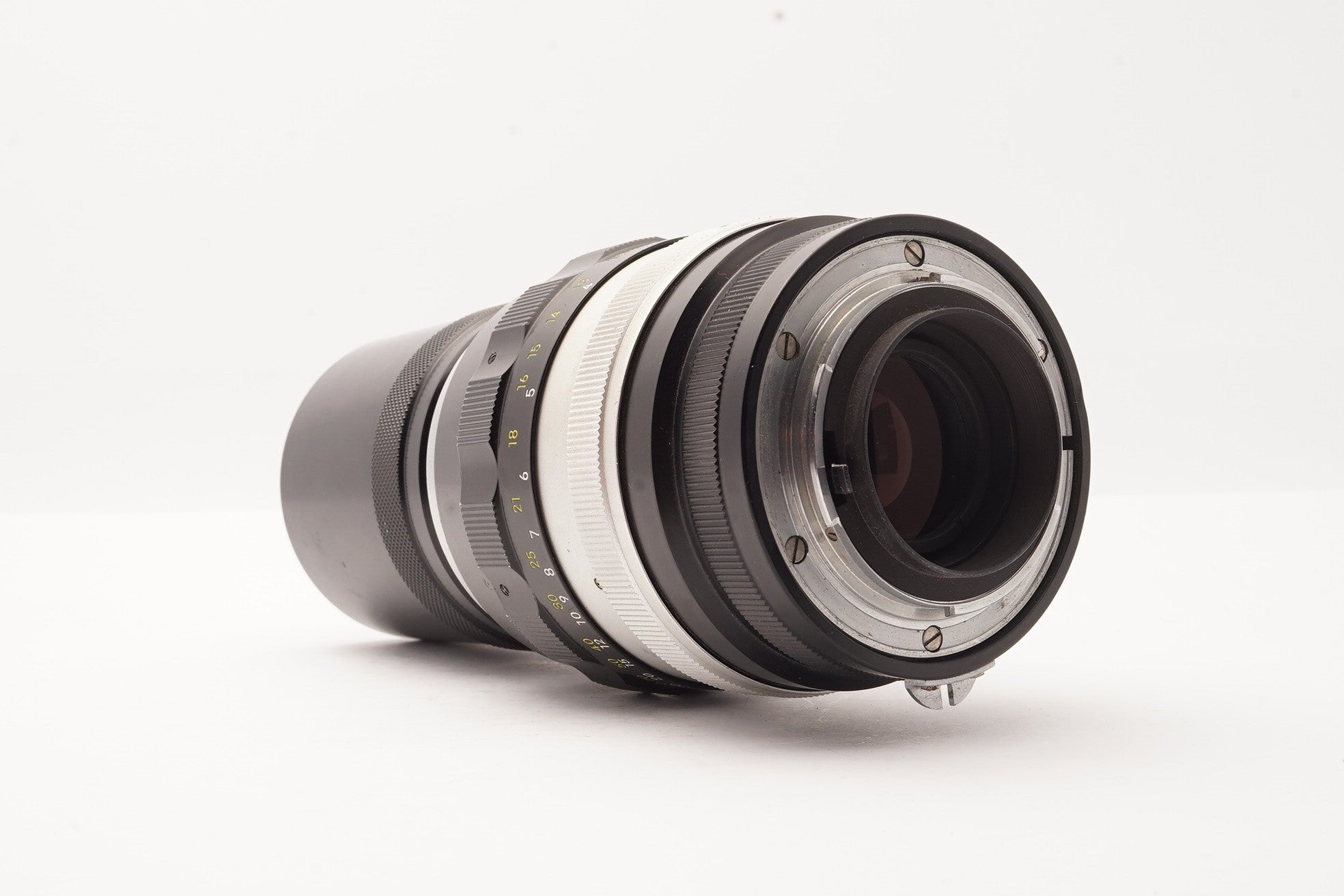 Nikon Nikkor-Q Auto 200mm f/4 Lens