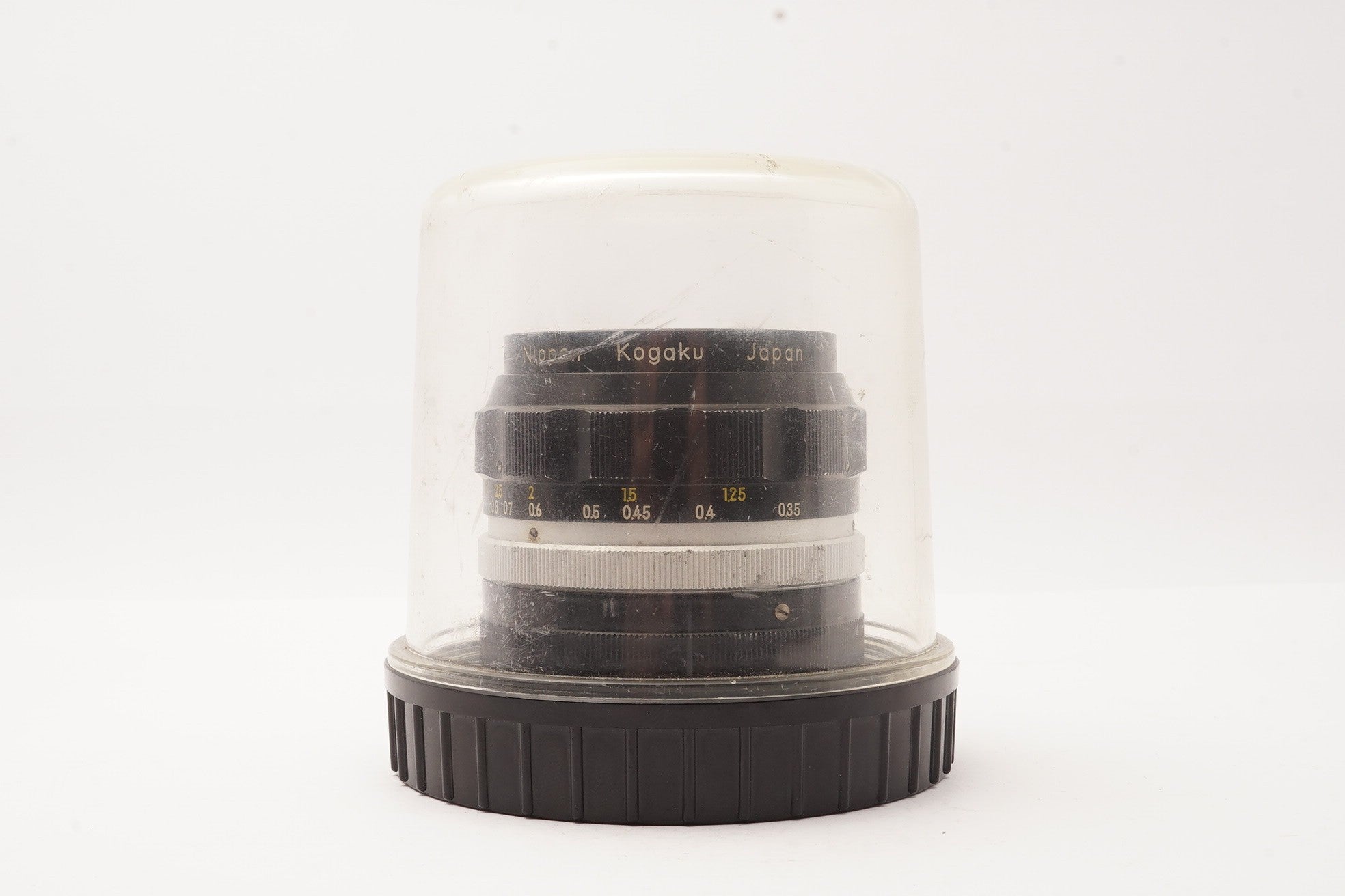 Nikon Nikkor-O Auto 35mm f/2 Lens