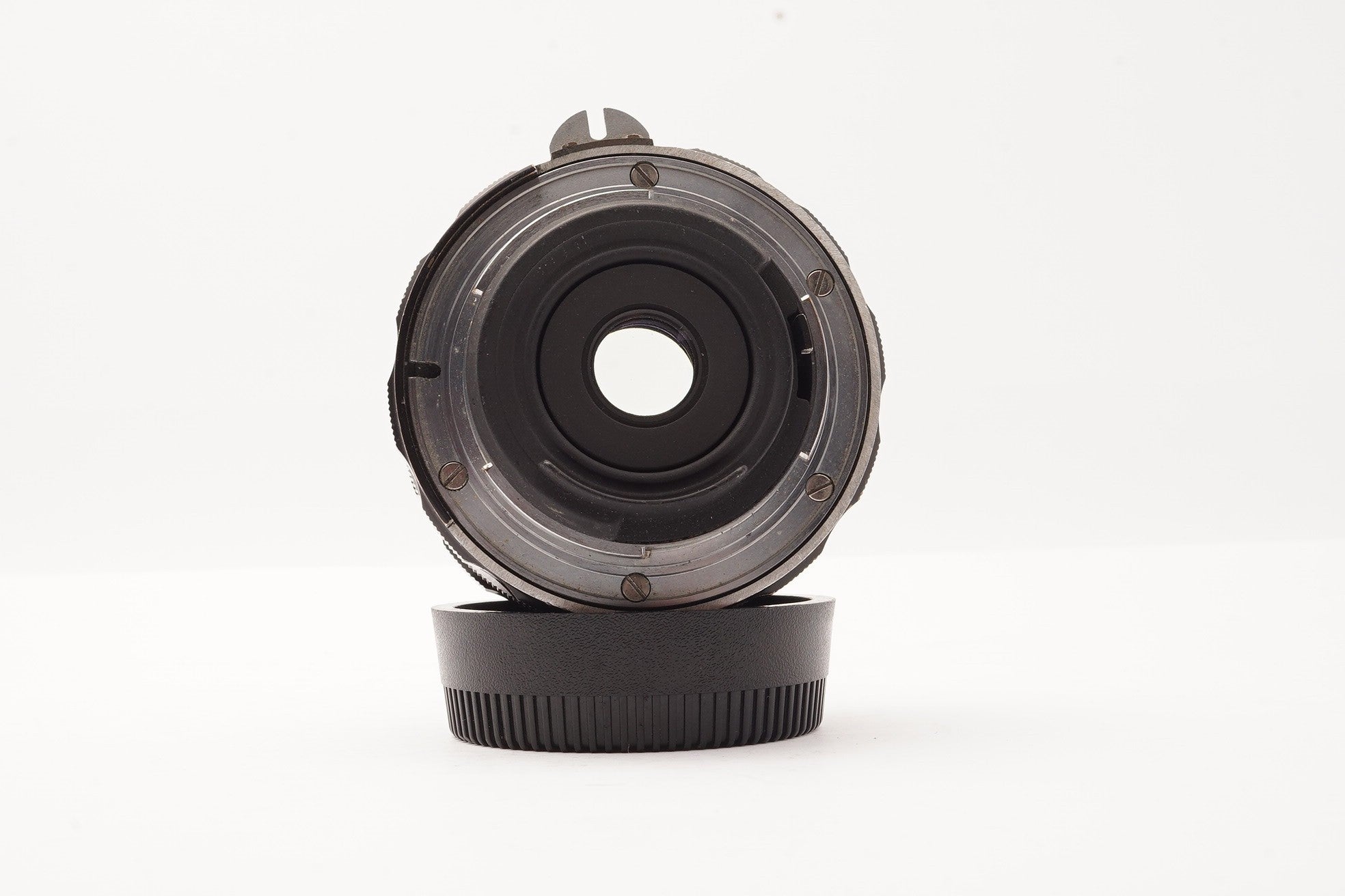 Nikon Nikkor-H 28mm f/3.5 Auto AI-Converted Lens