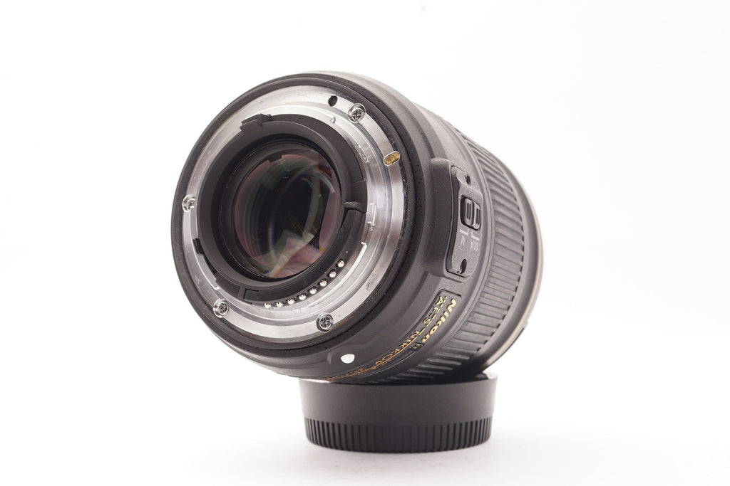 Nikon AF-S Nikkor 28mm f/1.8G Lens