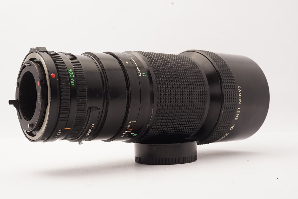 Canon FD 300mm f/4 Telephoto Lens
