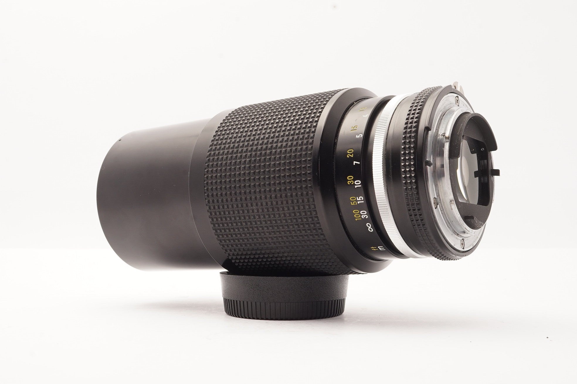 Nikon Zoom-Nikkor 80-200mm f/4.5 AI Lens