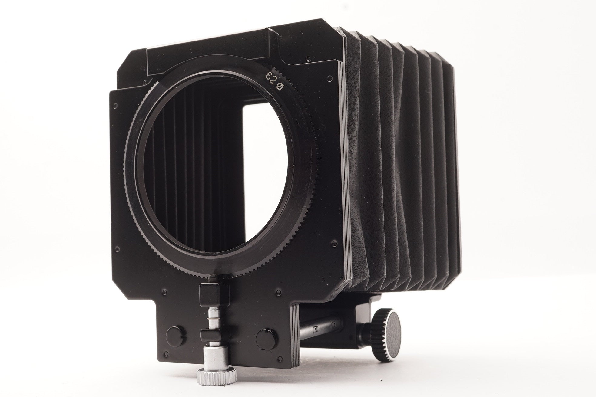 Zenza Bronica ETR Professional Lens Hood-E – Very Good