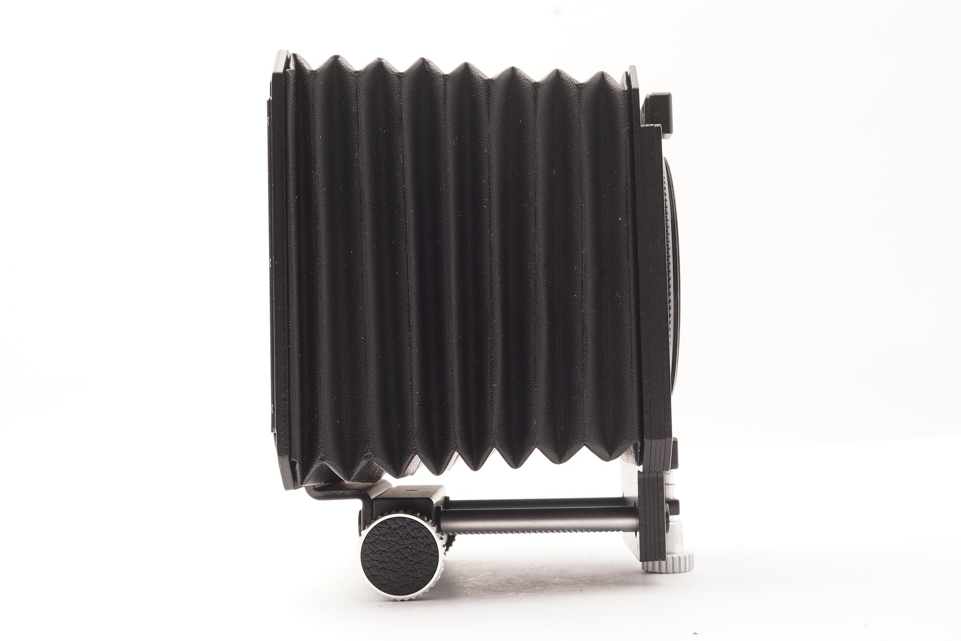 Zenza Bronica ETR Professional Lens Hood-E – Very Good