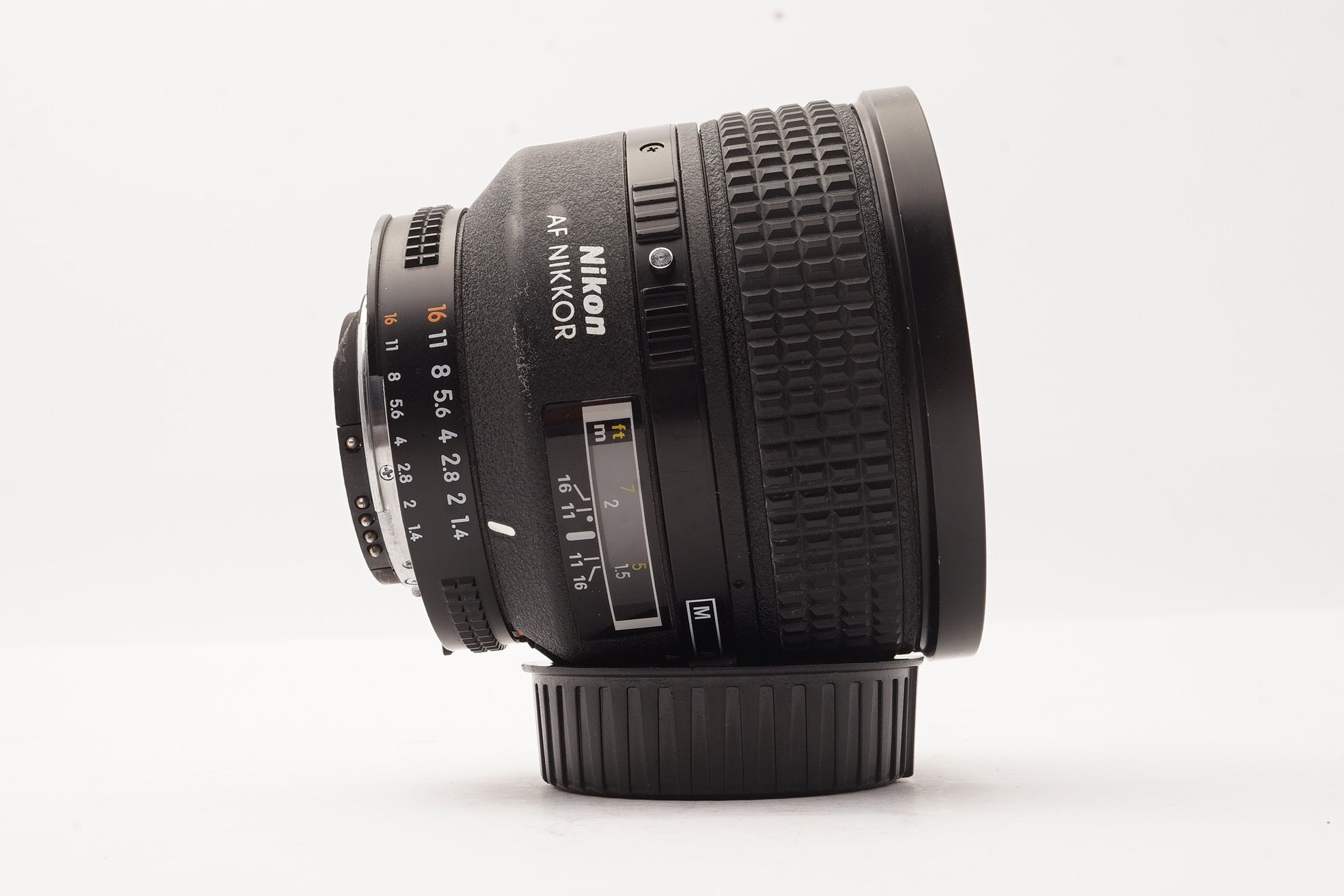 Nikon Nikkor 85mm f1.4 AF-D – Very Good