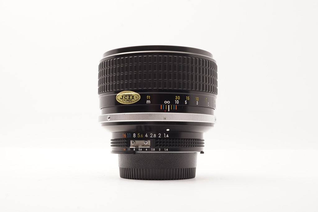 Nikon Nikkor 85mm f1.4 AI-S – Very Good