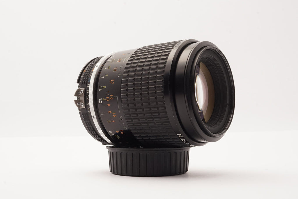Nikon Micro-Nikkor 105mm f2.8 AI-S – Very Good