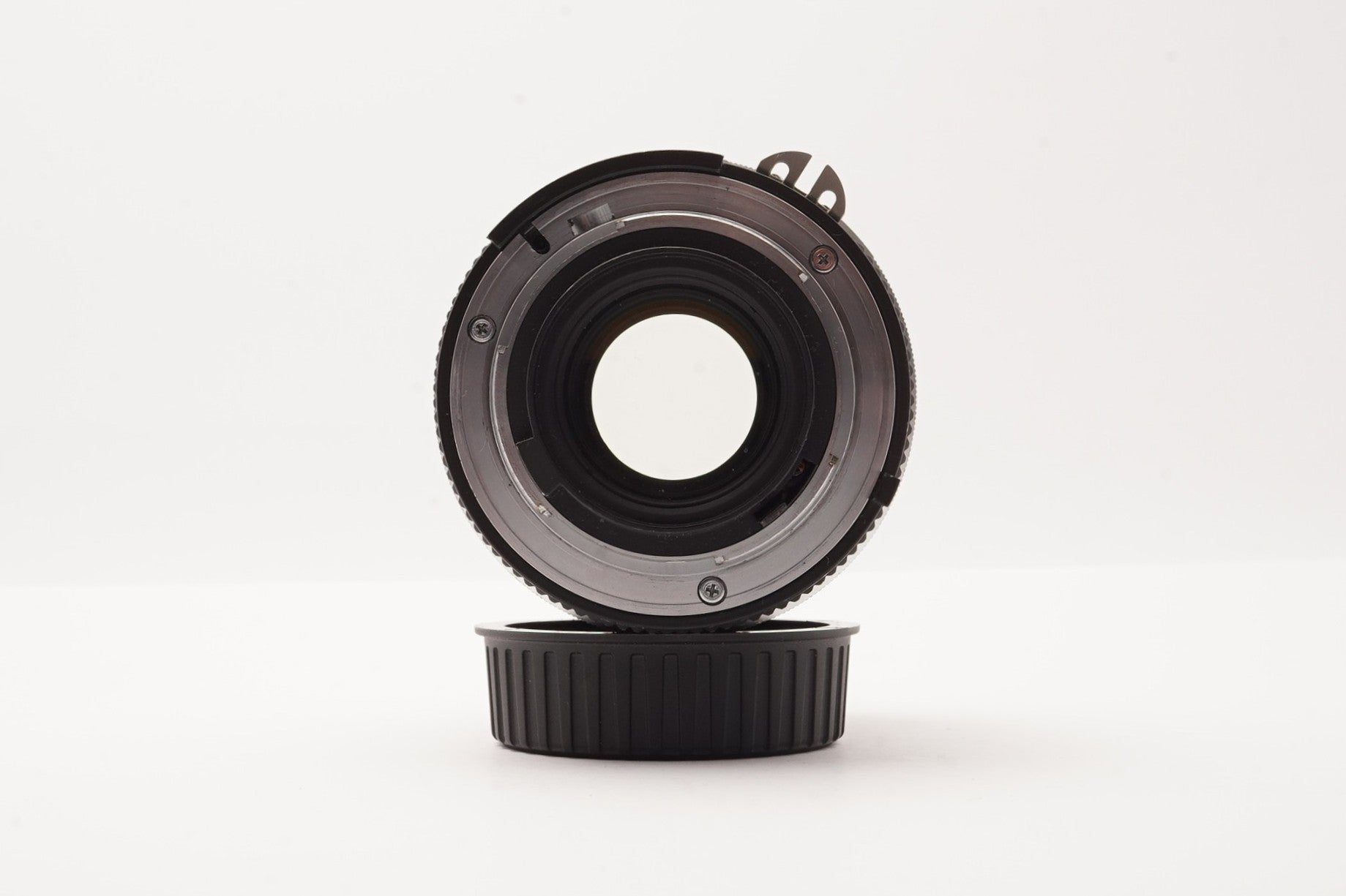 Nikon Micro-Nikkor 105mm f2.8 AI-S – Very Good