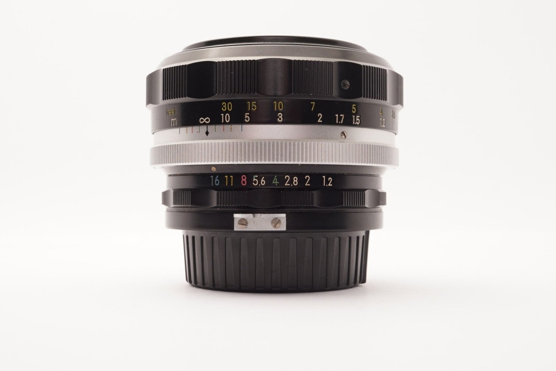 Nikon Nikkor-S Auto 55mm f1.2 (Pre-AI) – Excellent