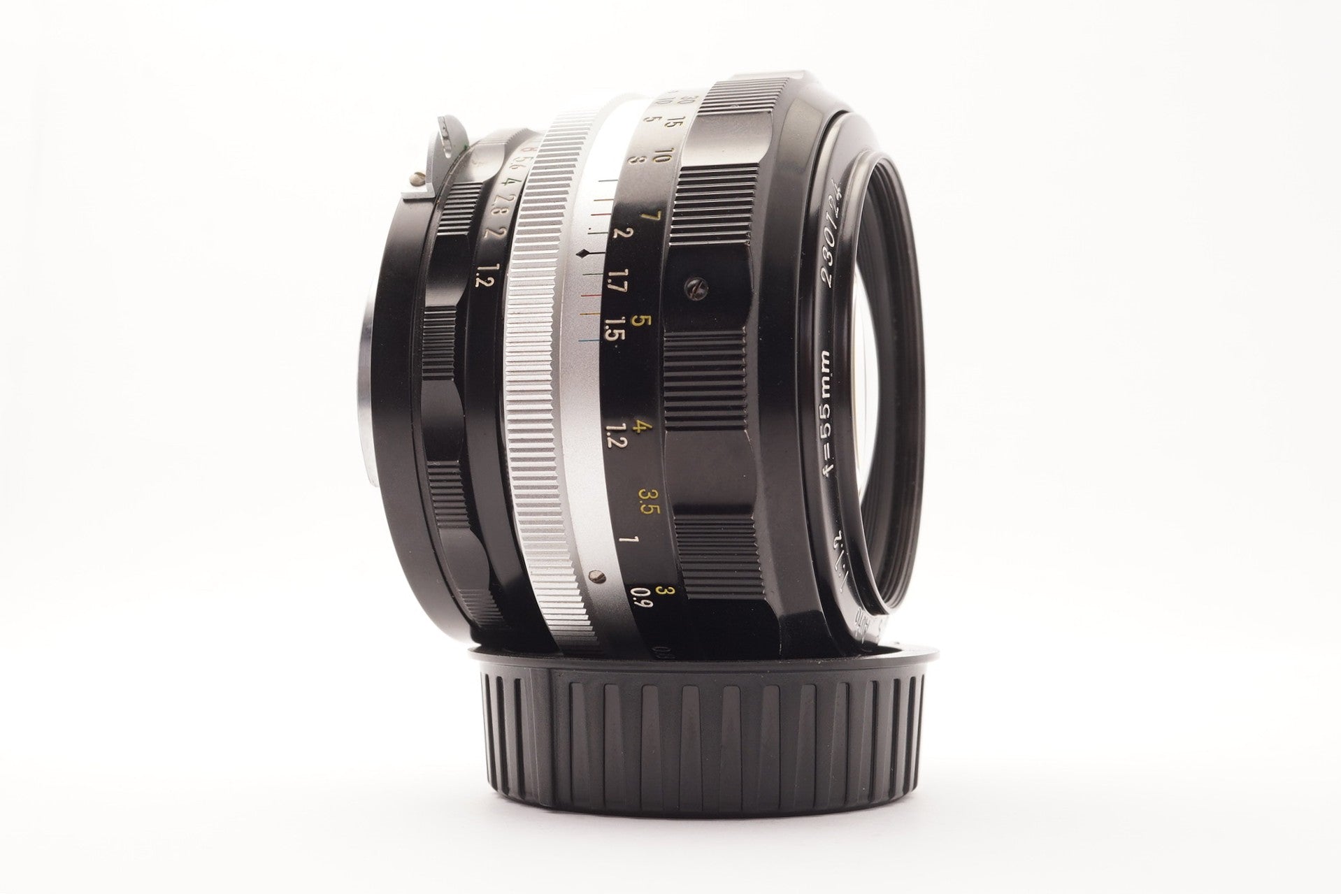 Nikon Nikkor-S Auto 55mm f1.2 (Pre-AI) – Excellent