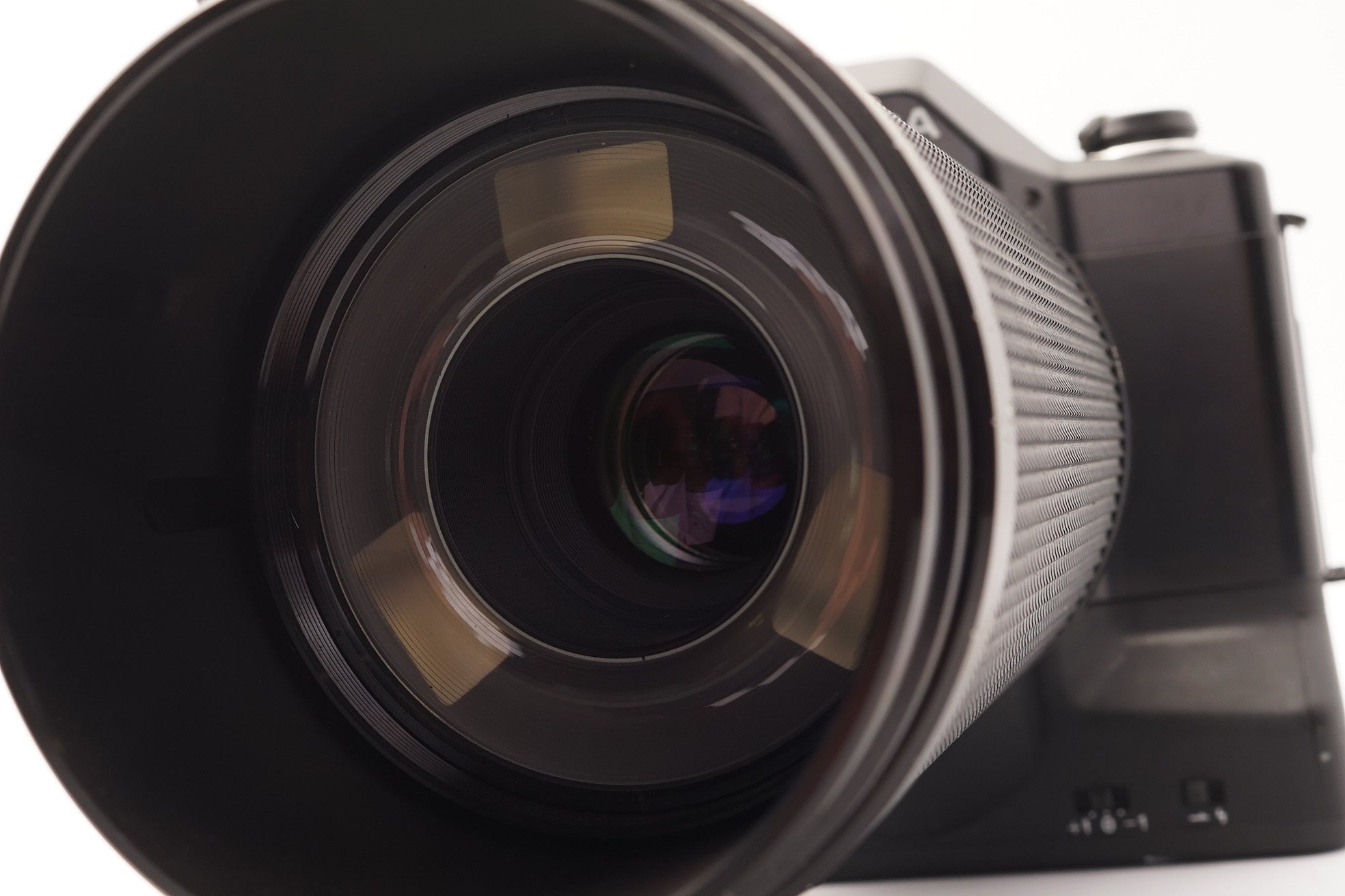 Yashica Dental Eye II c/w Macro 100mm f4 – Very Good