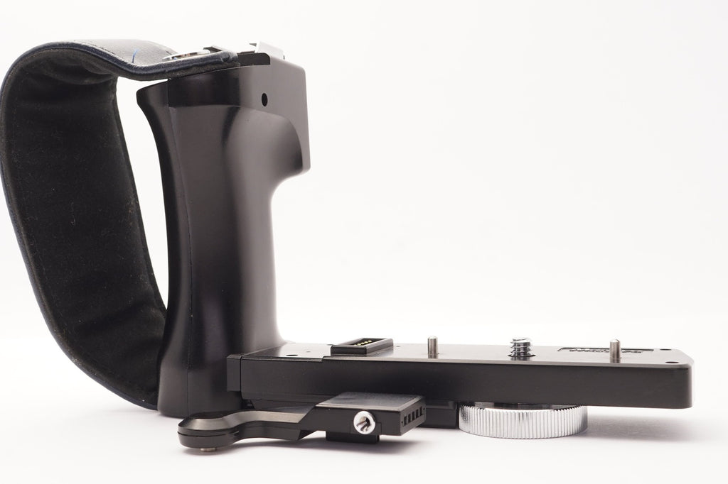 Mamiya M645 Super Left-Hand Grip (GL402)  – Very Good