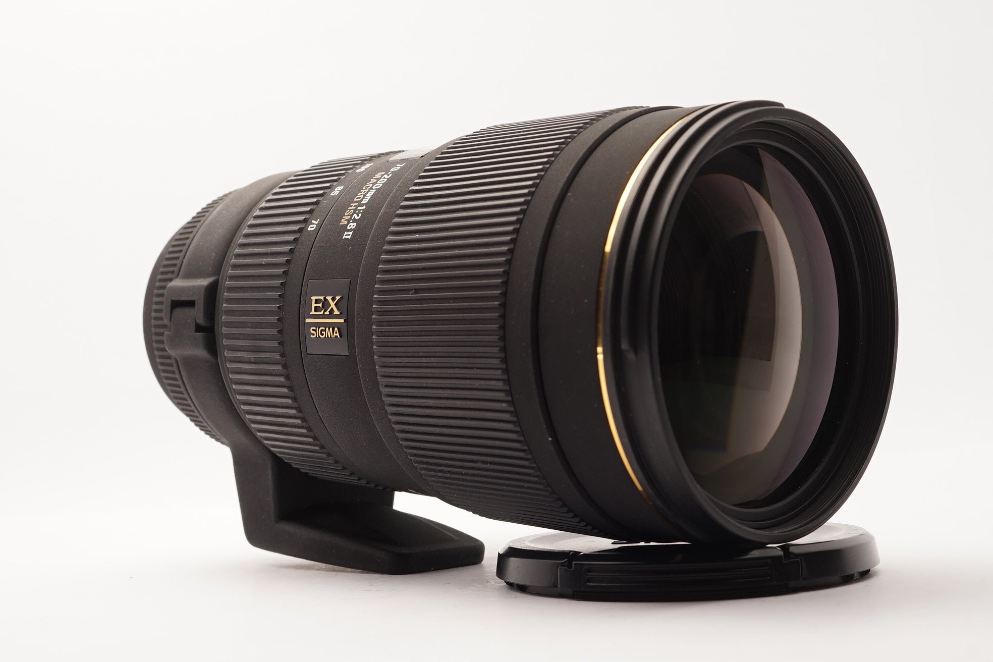 Sigma 70-200mm f/2.8 EX DG HSM II Lens for Nikon F – Very Good
