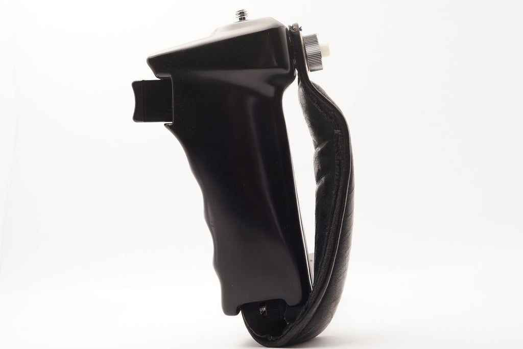 Mamiya Multi-Angle Grip – Very Good