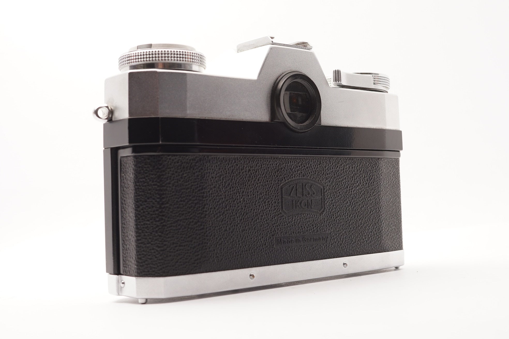 Zeiss Ikon Contaflex Super with Tessar 50mm f/2.8 – view 2