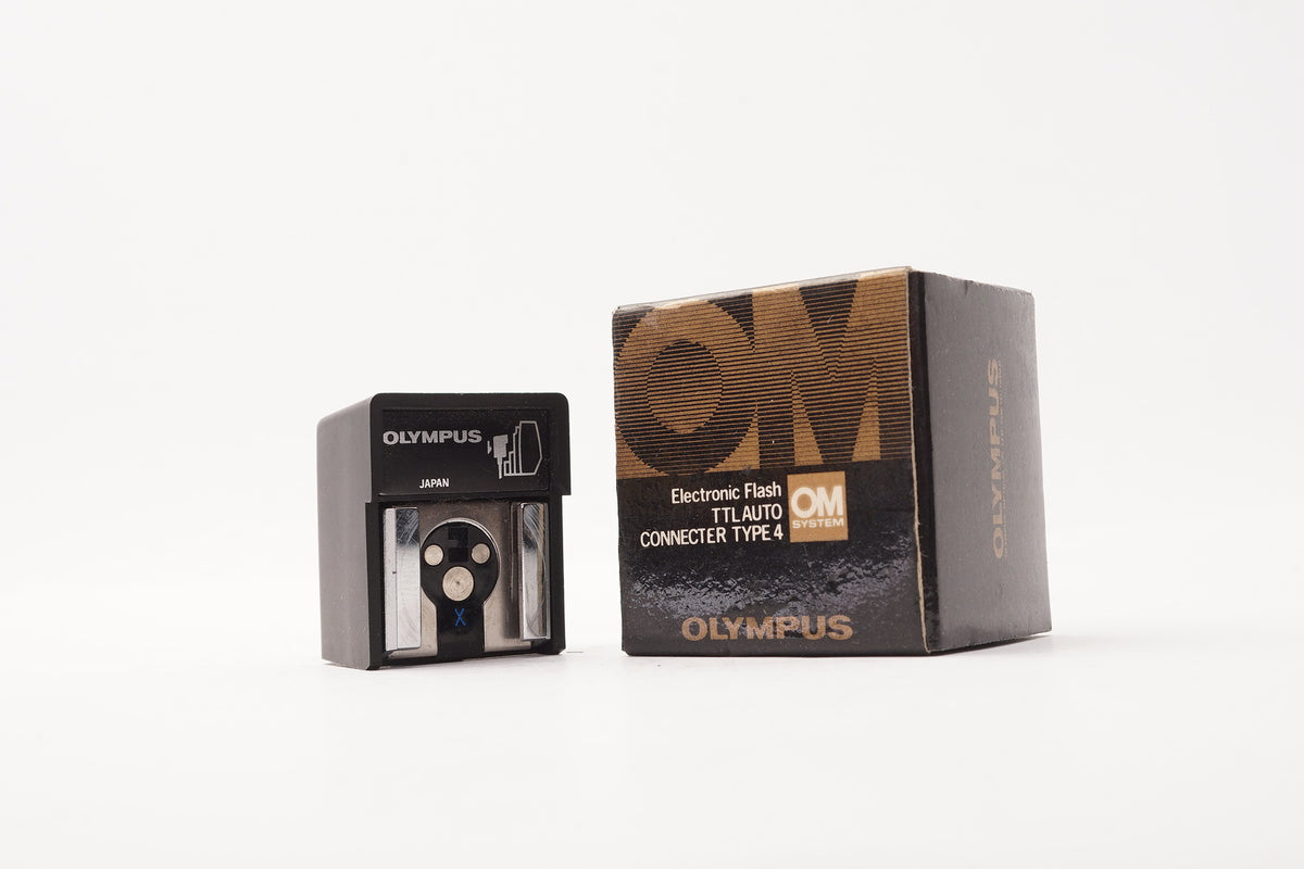 Olympus TTL Auto Connector Type 4 – view 1