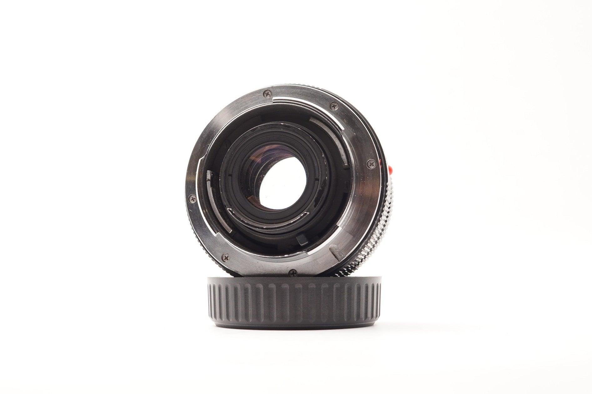 Leitz Elmarit-R 28mm f/2.8 3-Cam Lens – view 2