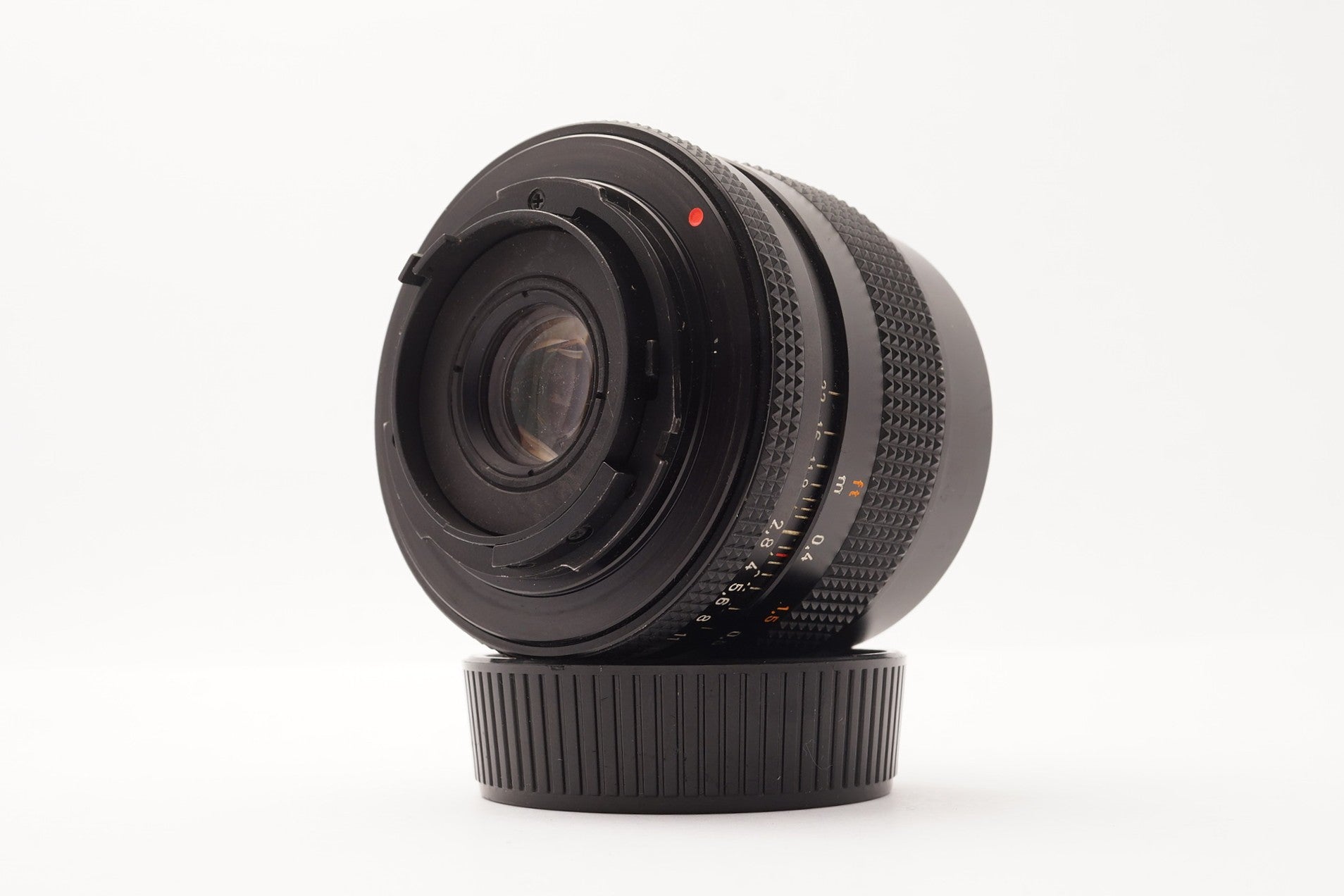 Carl Zeiss Distagon T* 35mm f/2.8 C/Y Lens – view 3