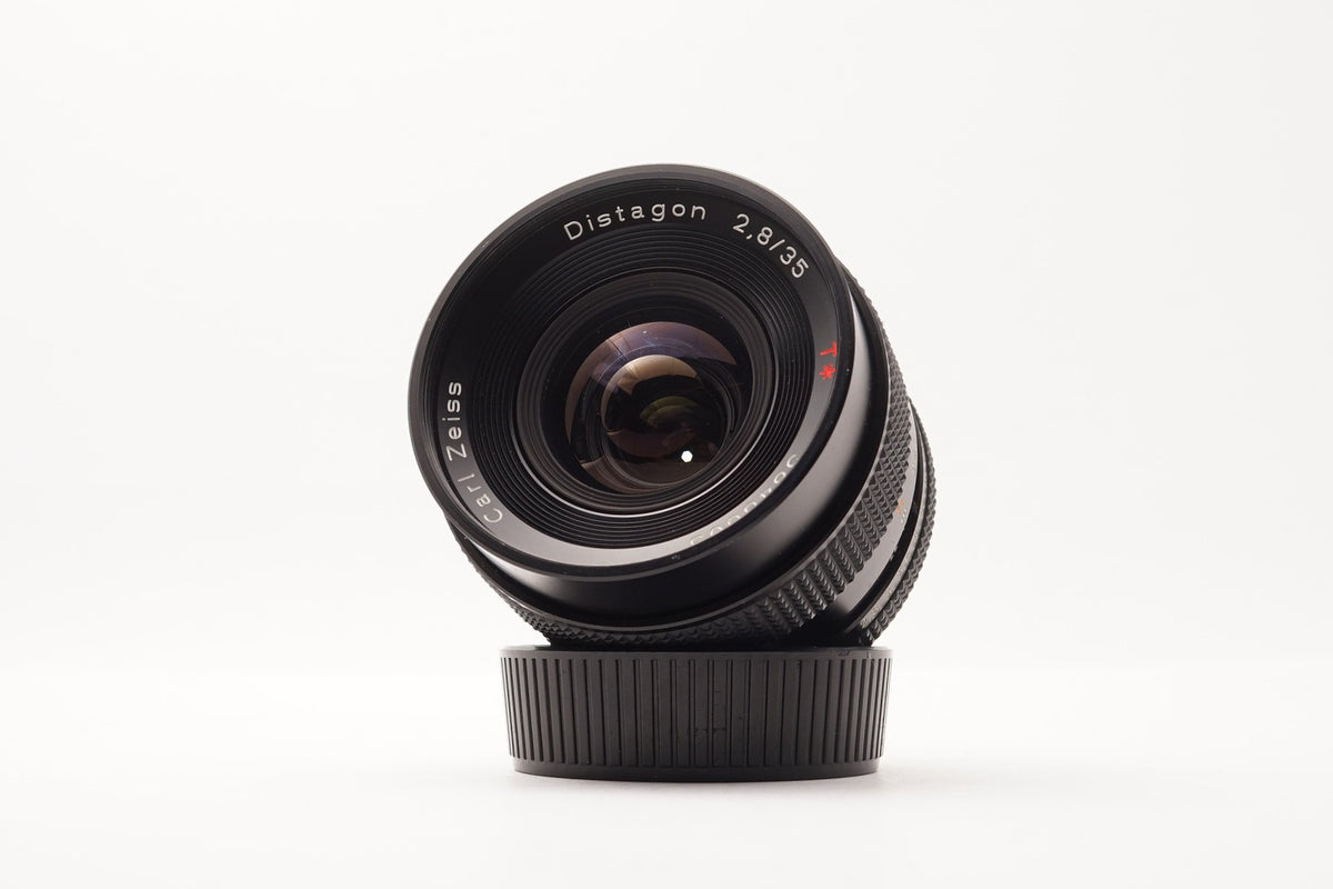 Carl Zeiss Distagon T* 35mm f/2.8 C/Y Lens – view 4