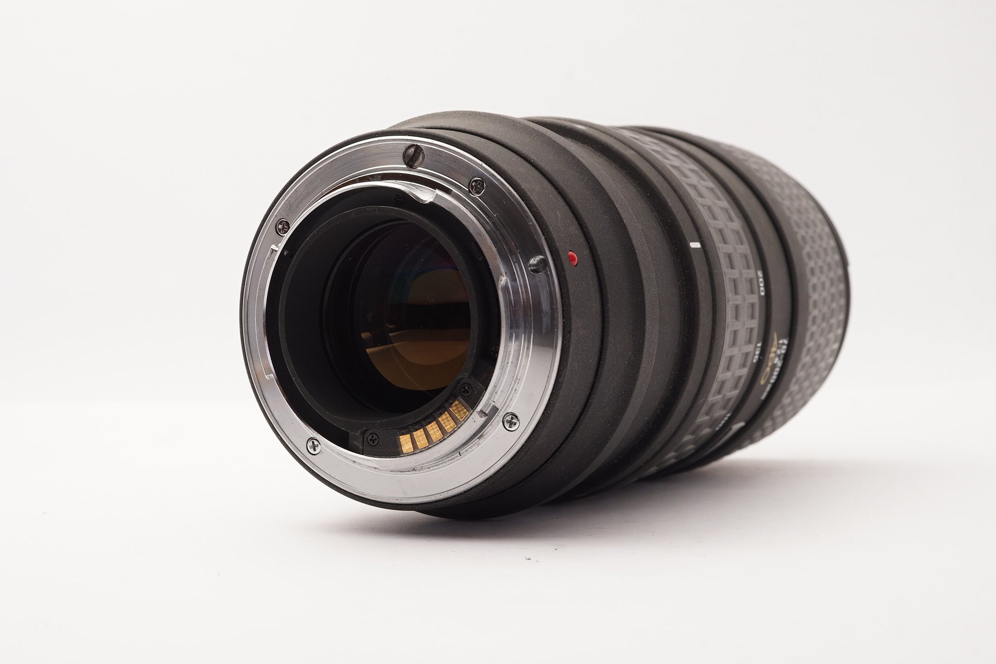 Sigma 70-200mm f/2.8 APO Minolta AF Lens – view 4