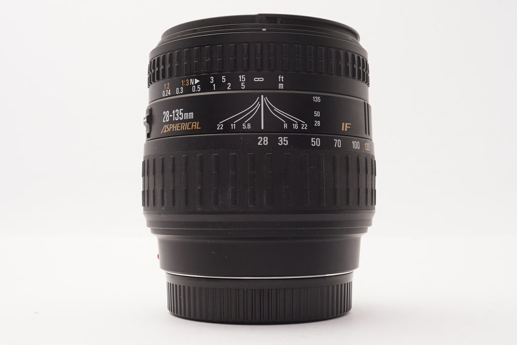 Sigma 28-135mm f/3.8-5.6 Macro Aspherical IF Minolta AF Lens – view 2