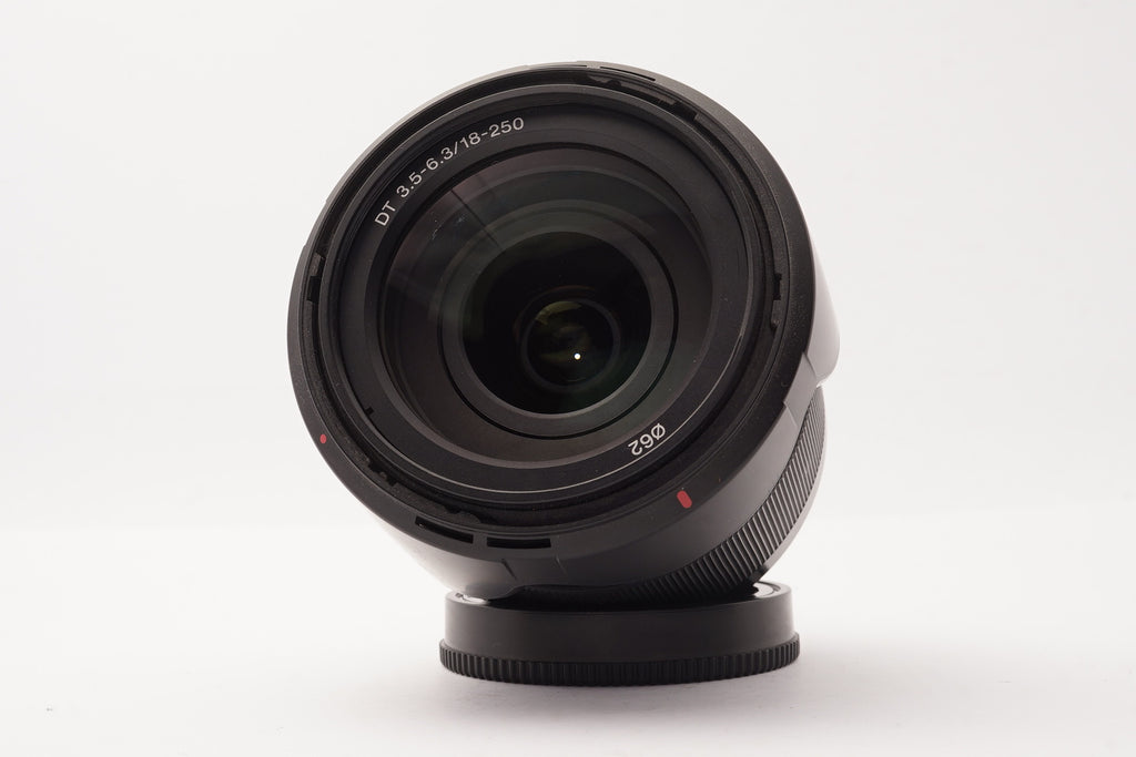 Sony DT 18-250mm f/3.5-6.3 A-Mount Lens – view 2