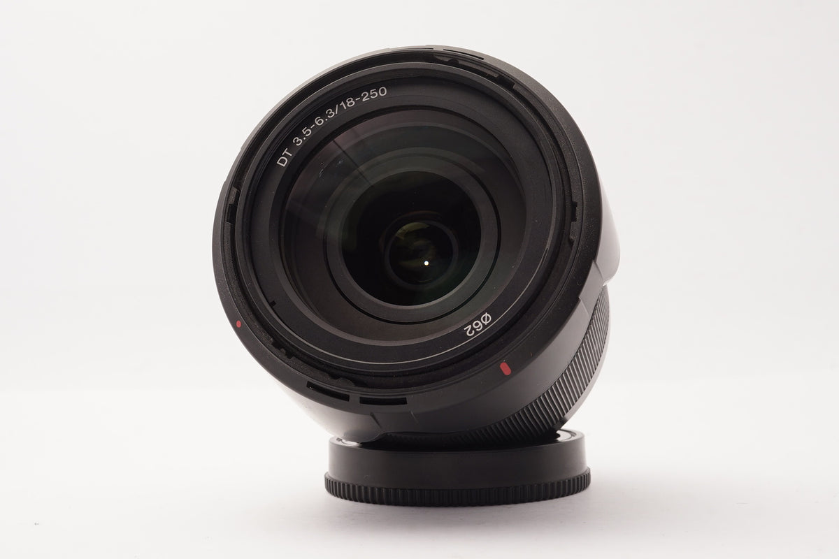 Sony DT 18-250mm f/3.5-6.3 A-Mount Lens – view 2