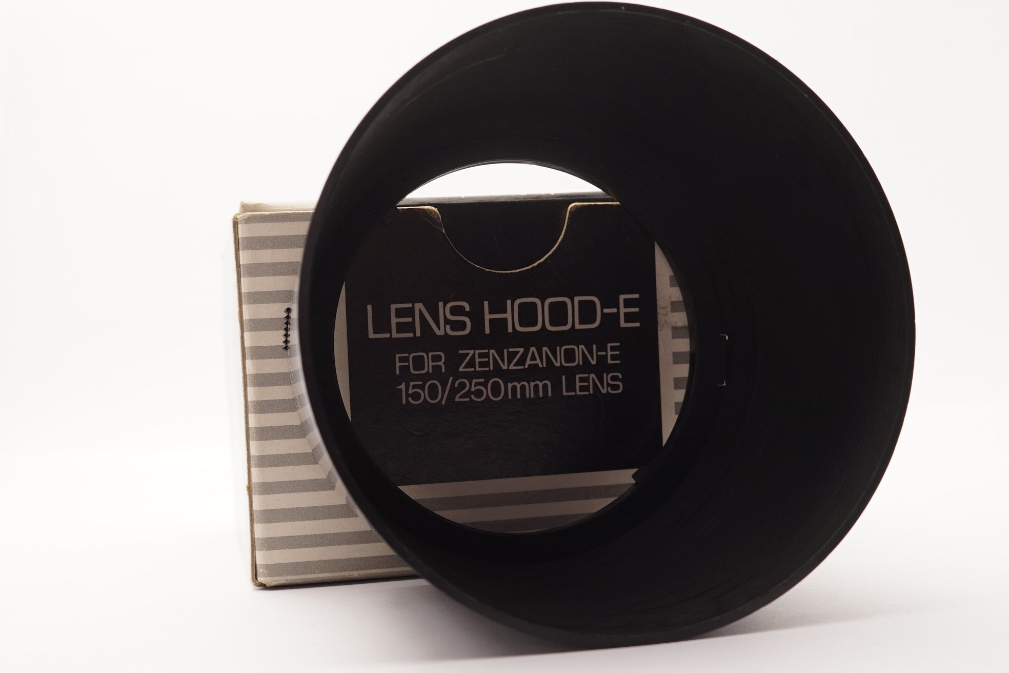 Bronica ETR Lens Hood-E 150-250mm – view 3