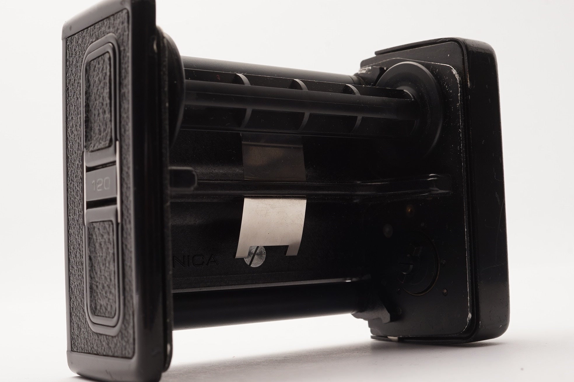 Bronica ETR 120 Film Insert – view 2
