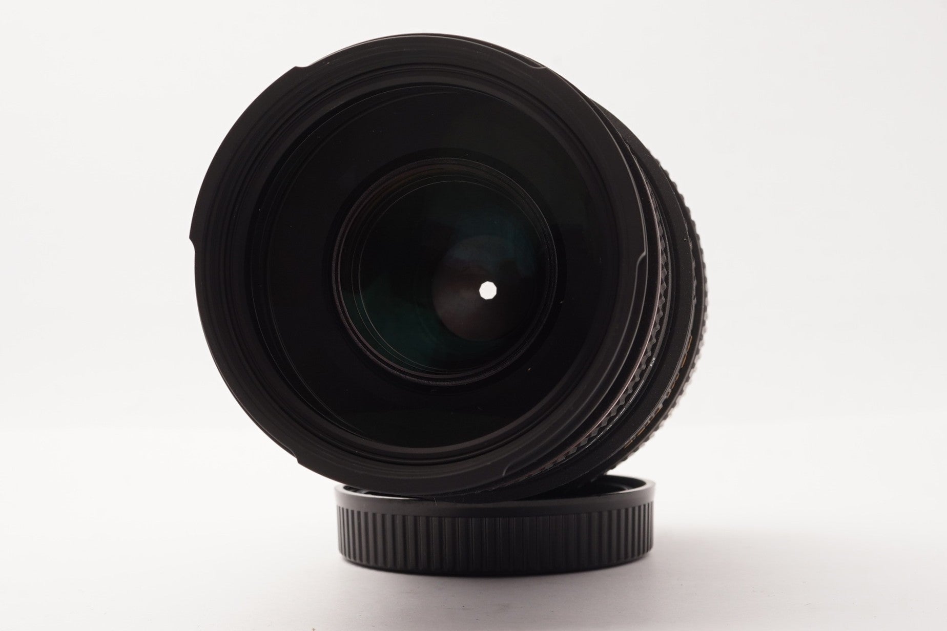 Sigma 70-300mm f/4-5.6 APO DG Sony/Minolta A-Mount Lens – view 3