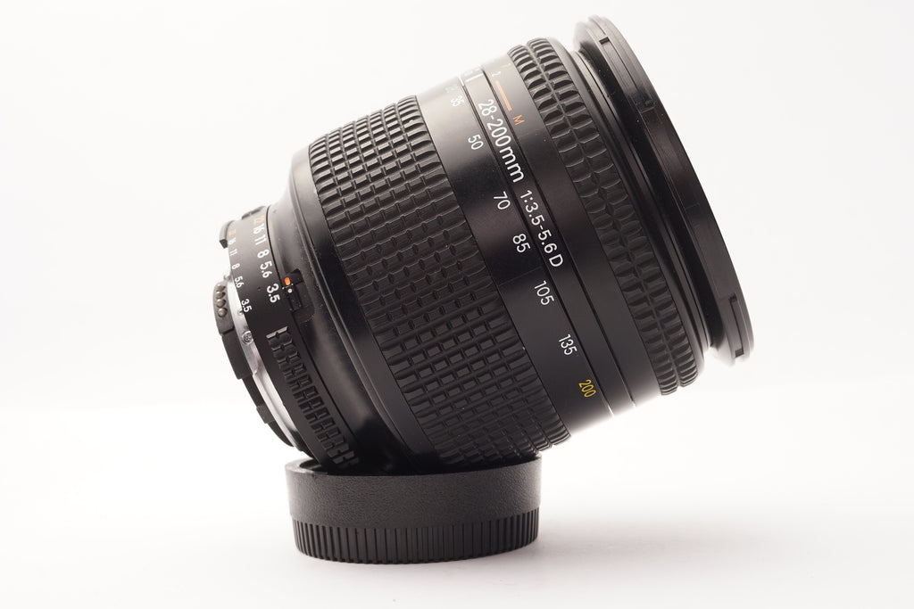 Nikon AF Nikkor 28-200mm f/3.5-5.6D Lens – main product view