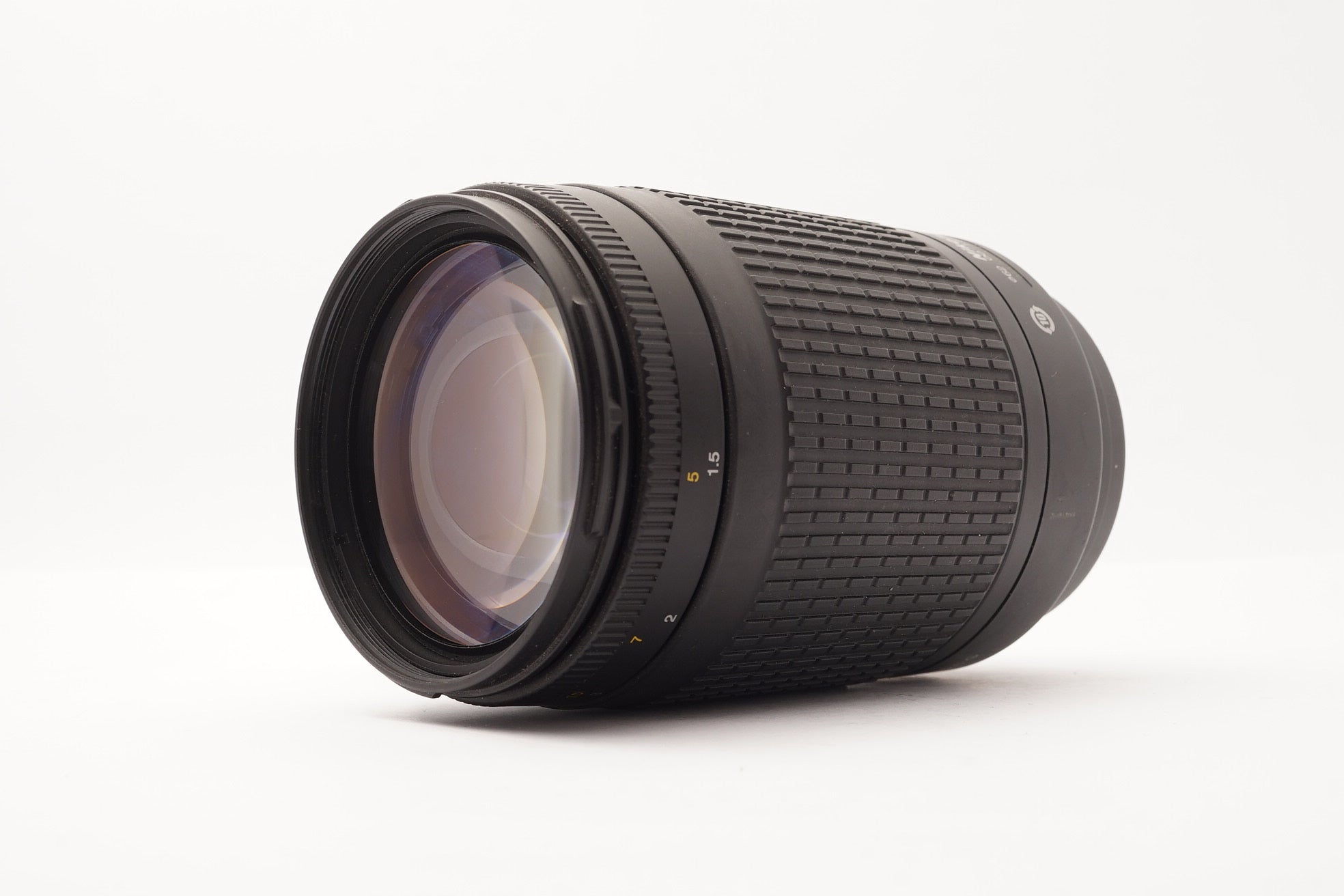 Nikon AF Nikkor 70-300mm f/4-5.6G Lens – main product view
