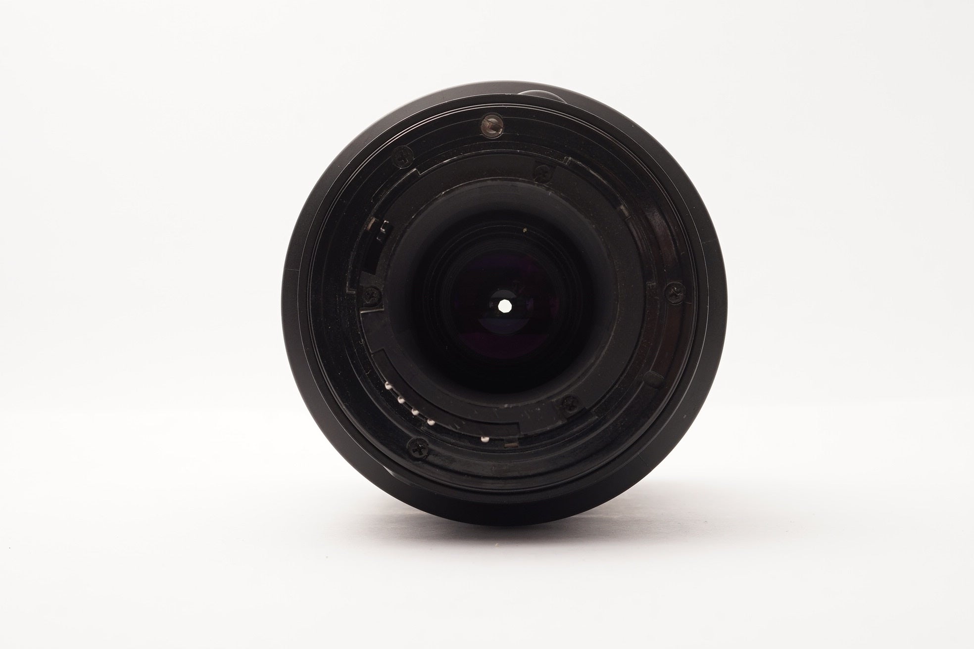 Nikon AF Nikkor 70-300mm f/4-5.6G Lens – view 3