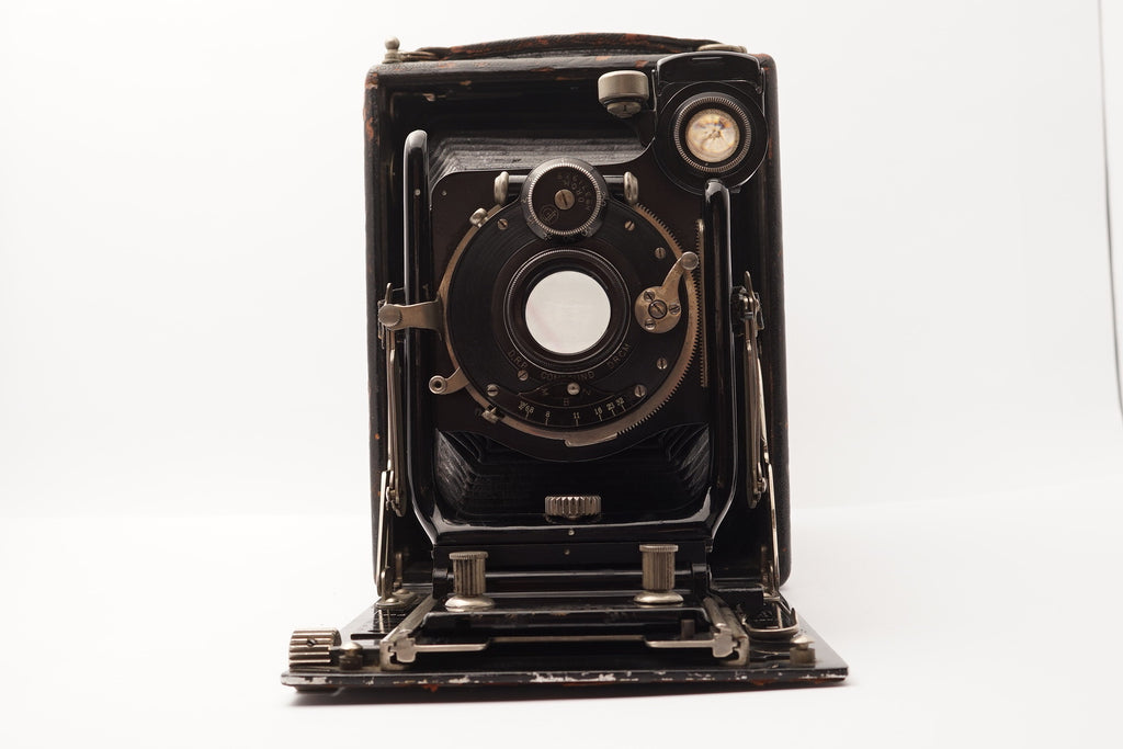 ICA Ideal B 9×12 Folding Plate Camera with Zeiss 13.5cm f/6.8 – main product view