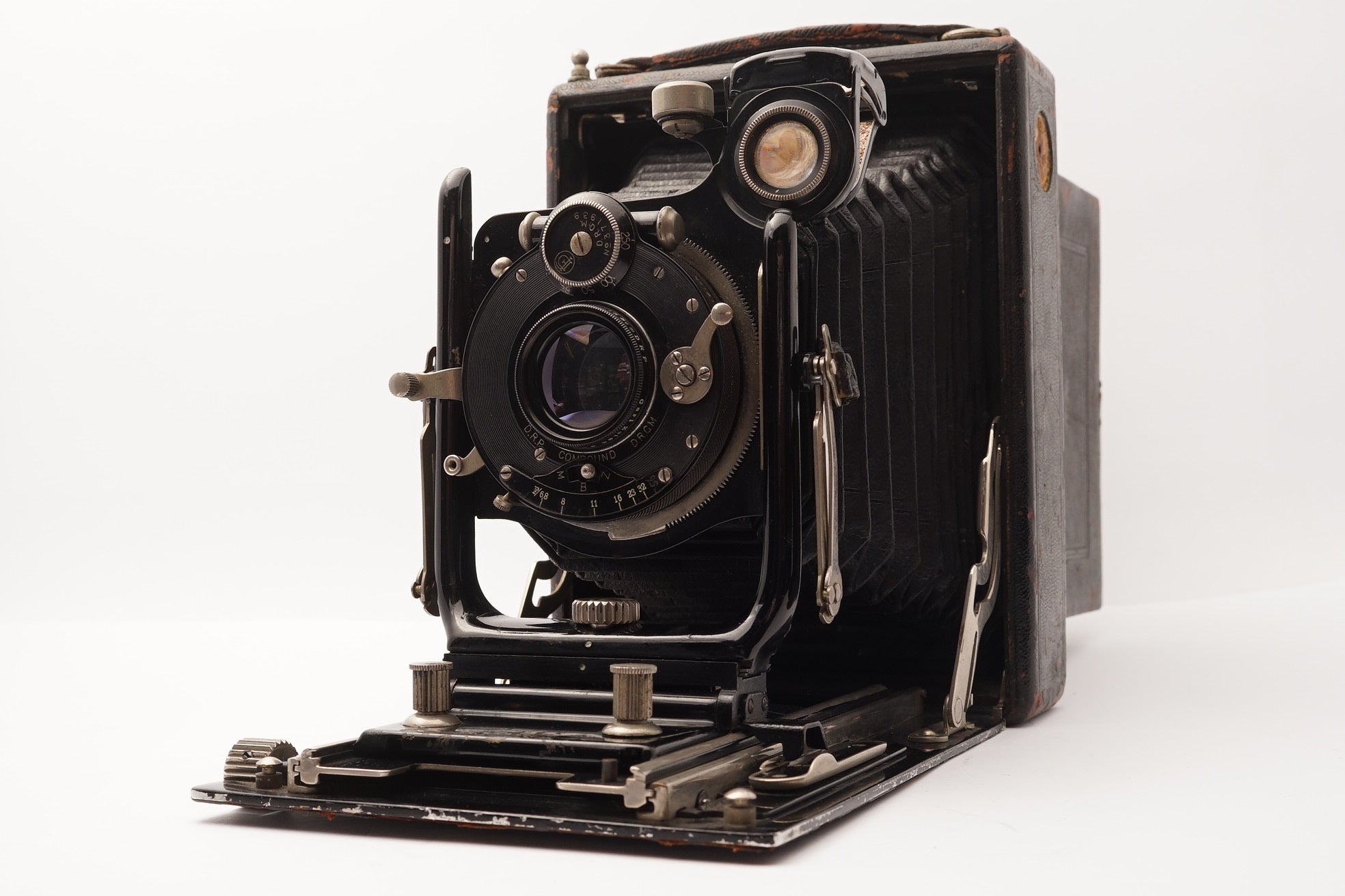 ICA Ideal B 9×12 Folding Plate Camera with Zeiss 13.5cm f/6.8 – view 2