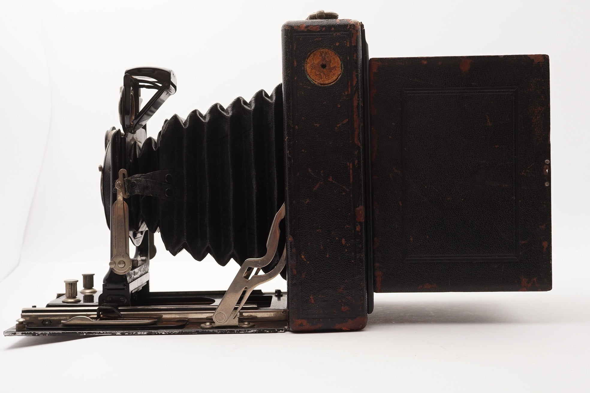 ICA Ideal B 9×12 Folding Plate Camera with Zeiss 13.5cm f/6.8 – view 3