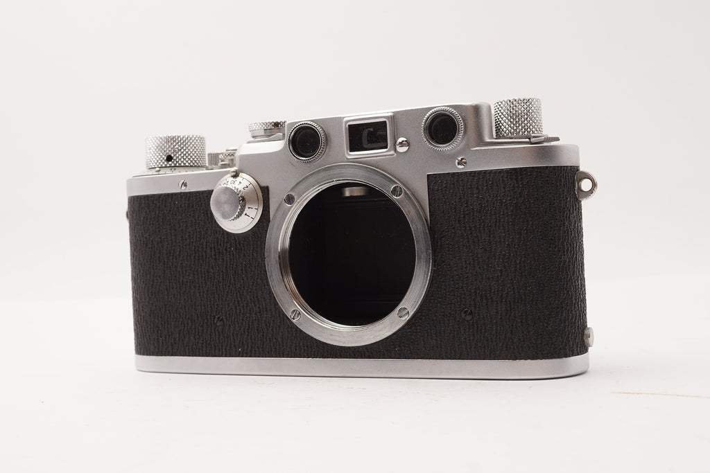 Leica IIIf Black Dial 35mm Rangefinder Camera – view 2