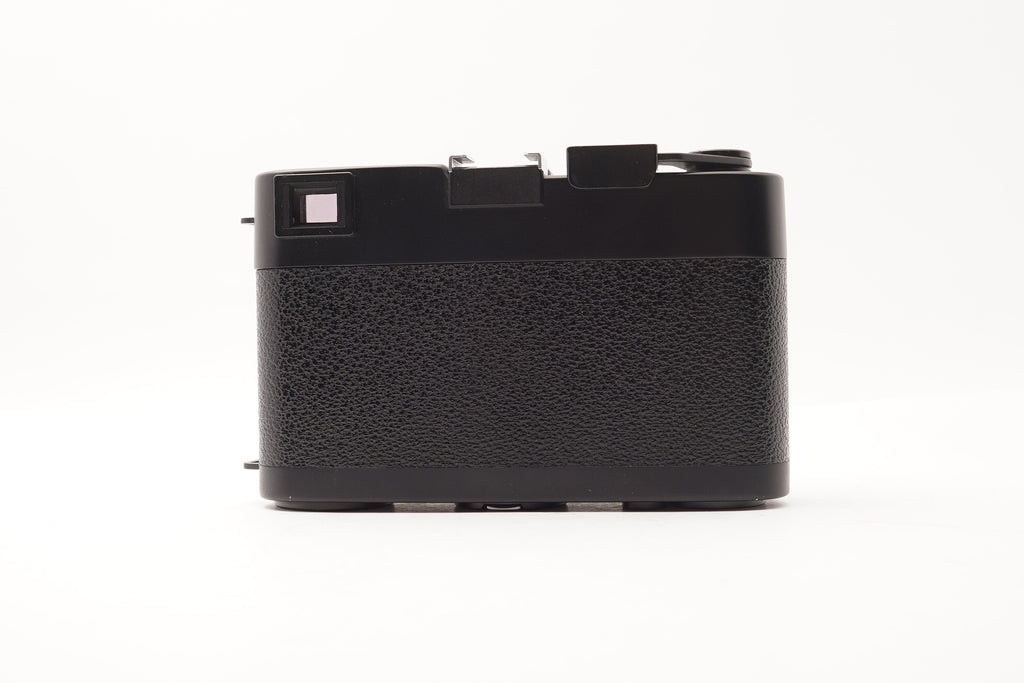 Leica CL Black 35mm Rangefinder Camera Body – view 2