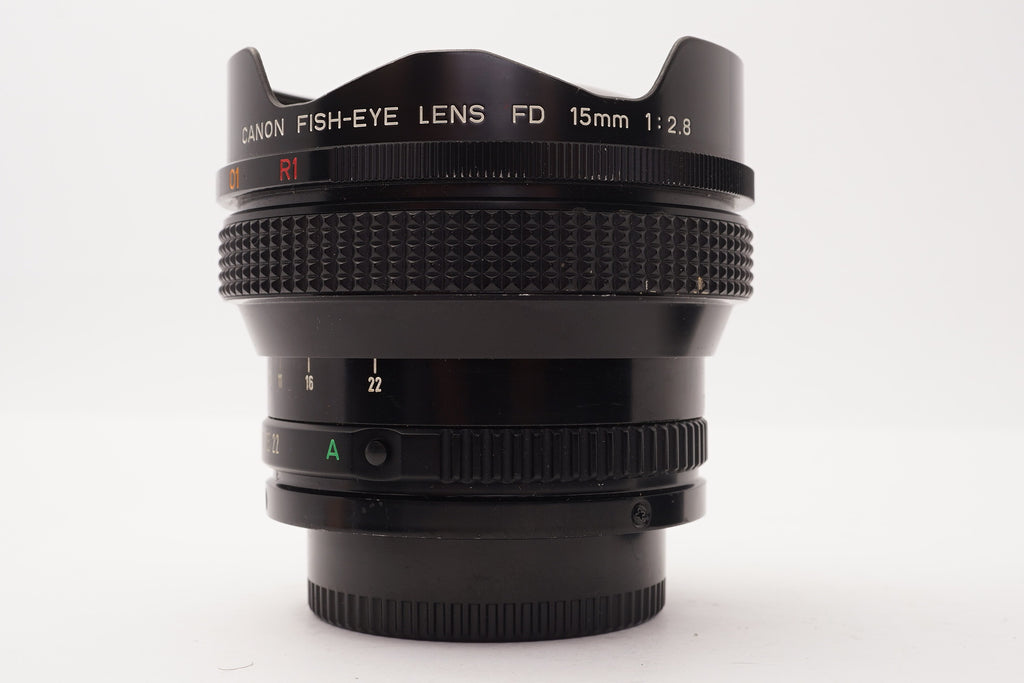 Canon FD 15mm f/2.8 Fisheye Lens – main product view