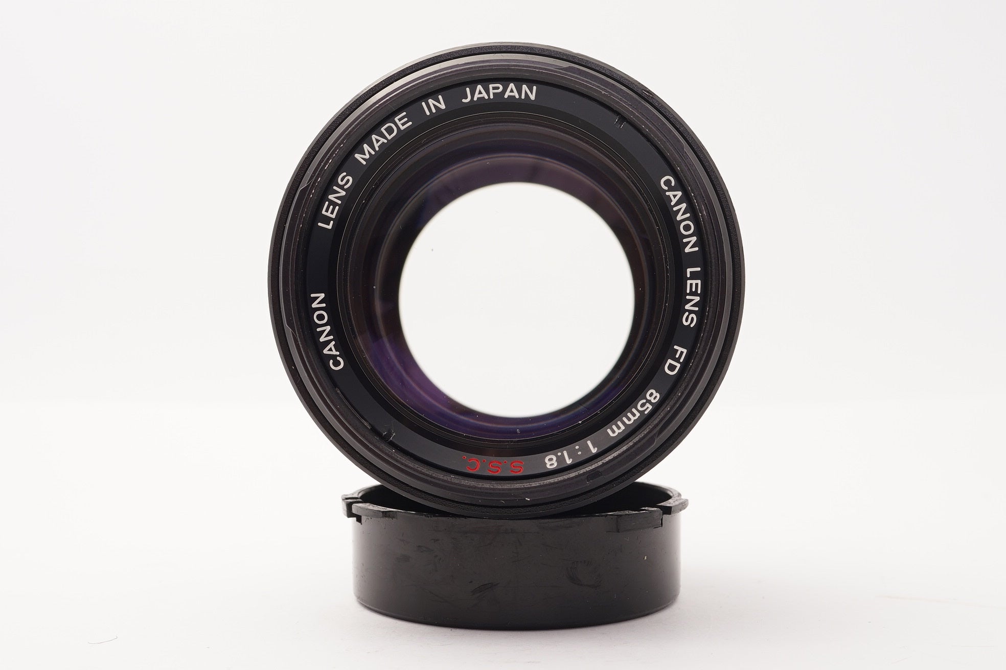 Canon FD 85mm f/1.8 S.S.C. Lens – view 2
