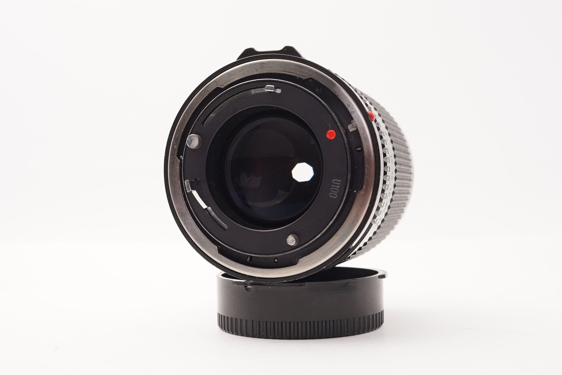 Canon FD 100mm f/2 Lens – view 4